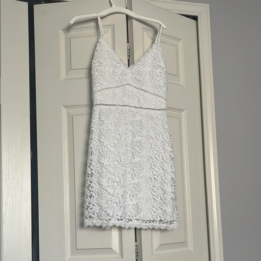 Elegant White Lace Dress